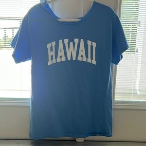 Blue big tee with cut neck